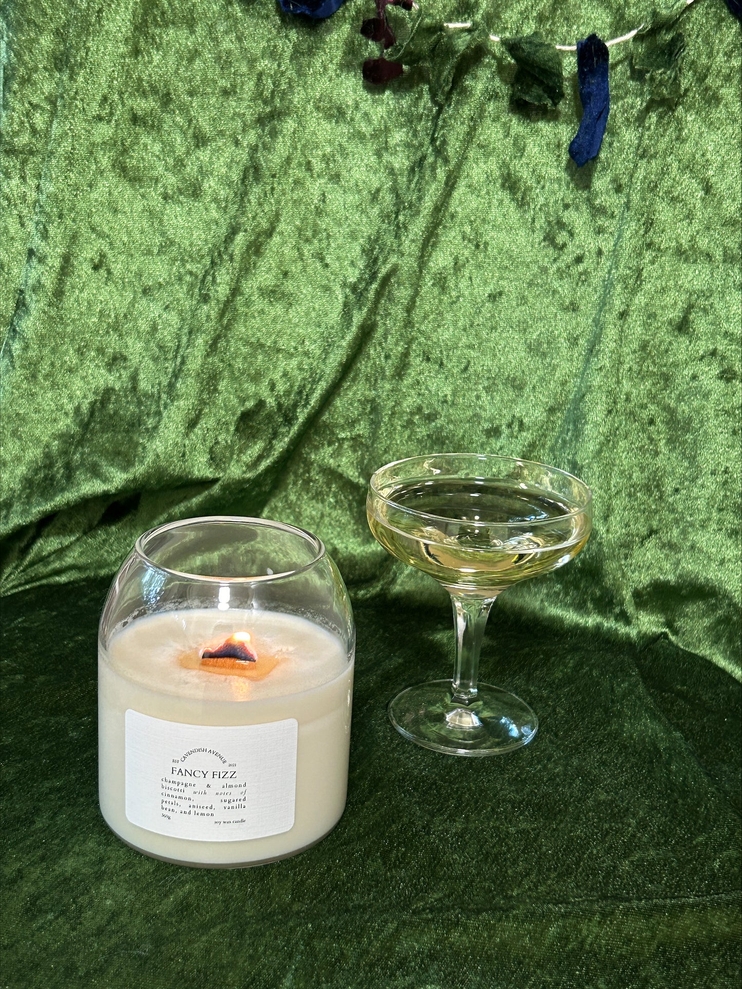 FANCY FIZZ | champagne & honeyed almond