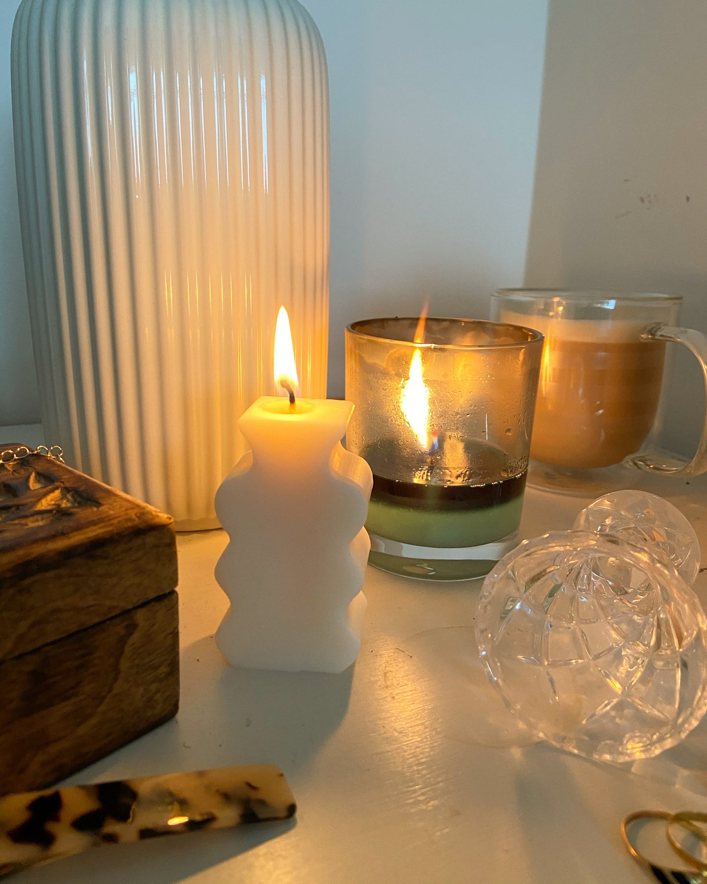 ARTEMIS | squiggle candle